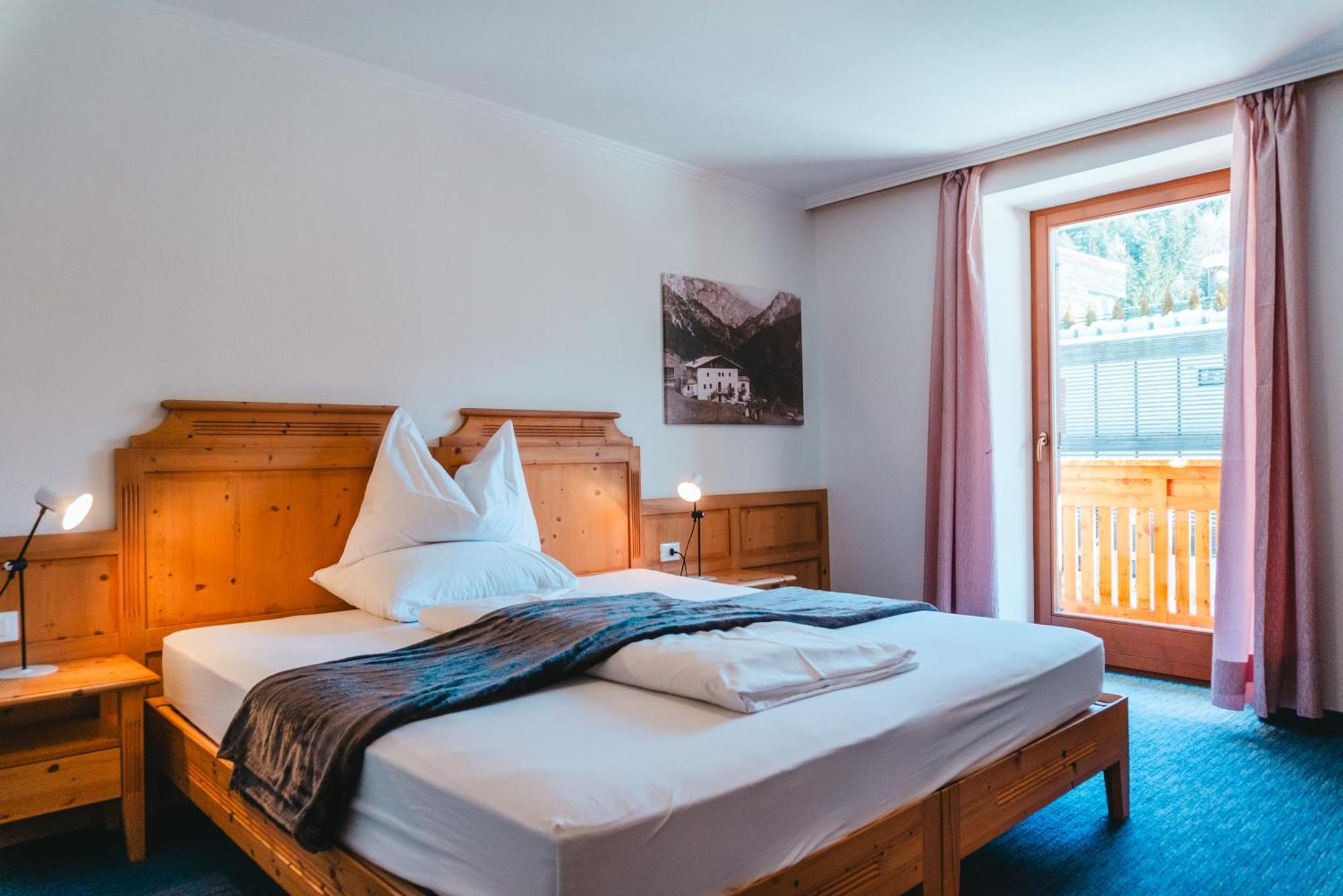 Dolomitenhotel Weisslahnbad Тирес Экстерьер фото