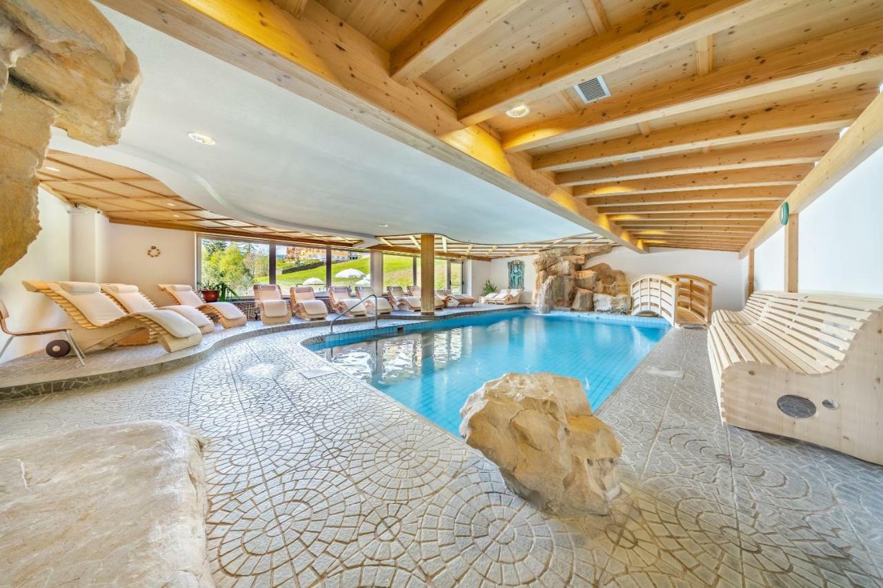 Dolomitenhotel Weisslahnbad Тирес Экстерьер фото